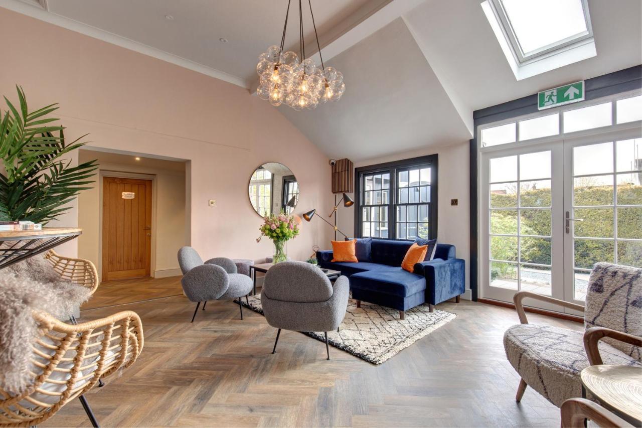 ברנהאם מרקט The Railway Hotel By Barefoot Retreats מראה חיצוני תמונה